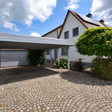 Sehr Schoenes Und Grosses Haus In Dresden - Partys Und Andere Feierlichkeiten Sind Wegen Eventueller Laermbelaestigung Nicht Gestattet Exterior photo